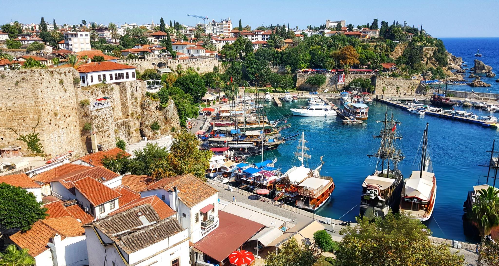antalya turu – Majed Travel hizmetlerinden bir kare